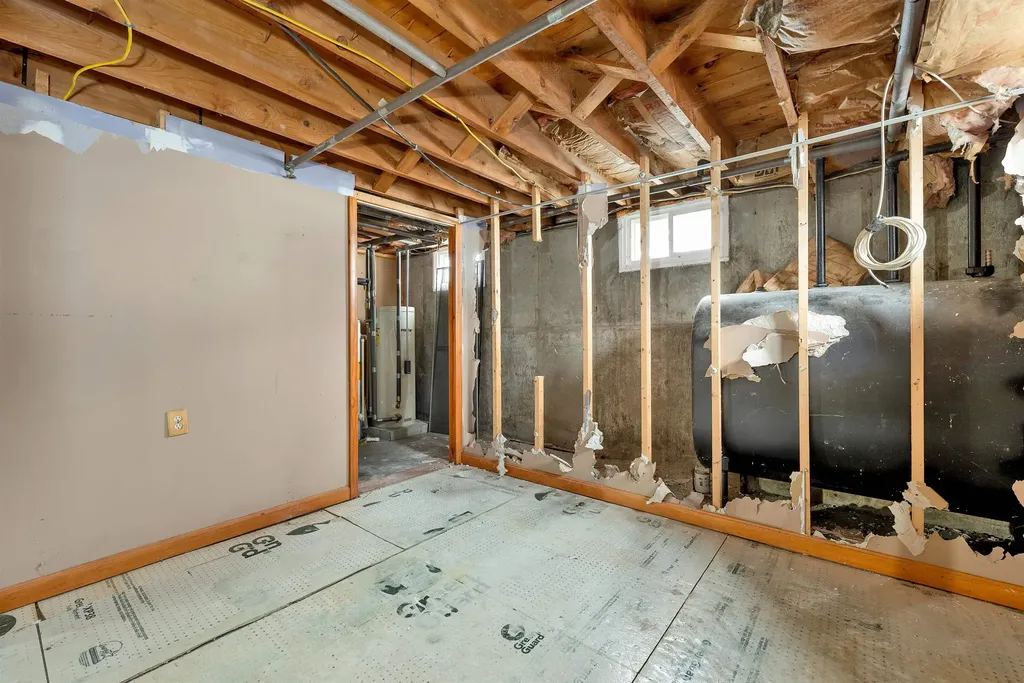 357 Pembroke Street Pembroke NH 03275