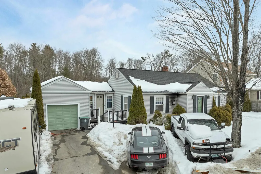 357 Pembroke Street Pembroke NH 03275