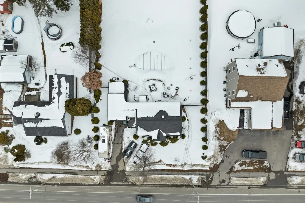 357 Pembroke Street Pembroke NH 03275