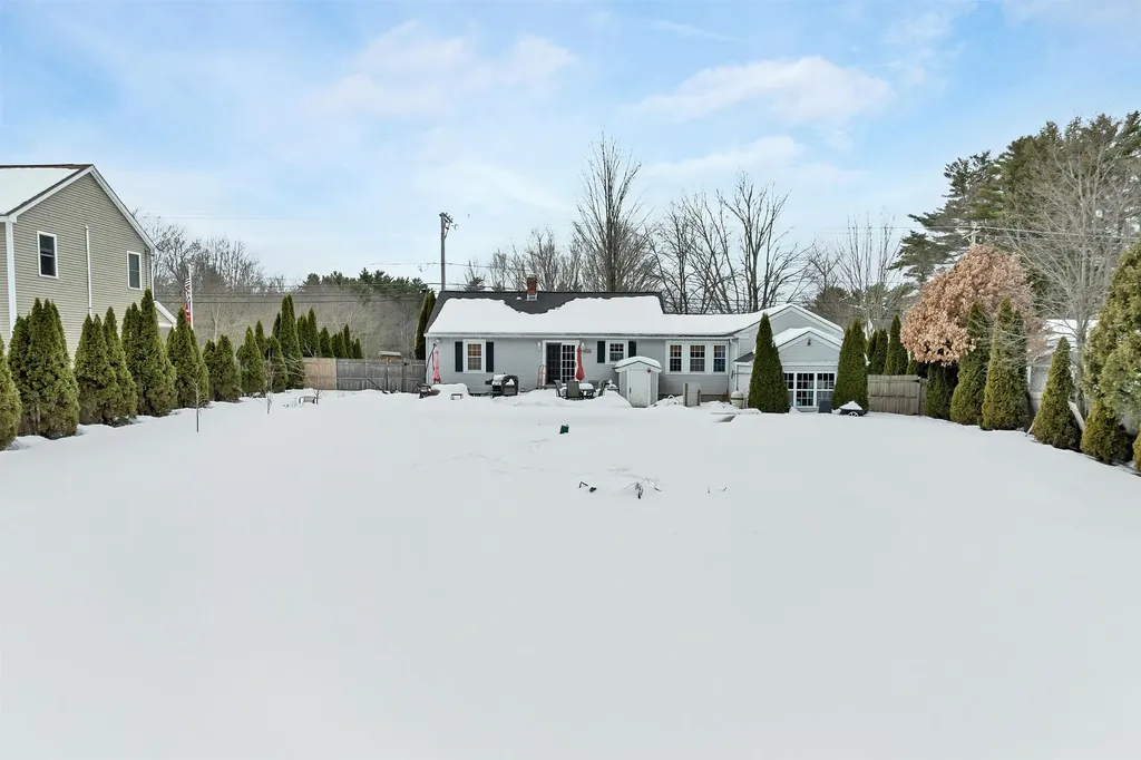 357 Pembroke Street Pembroke NH 03275