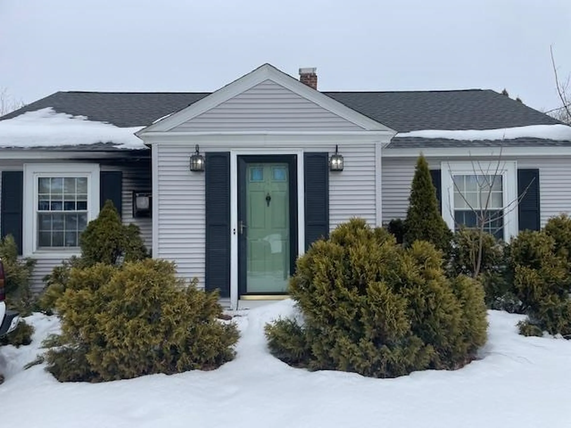 357 Pembroke Street Pembroke NH 03275