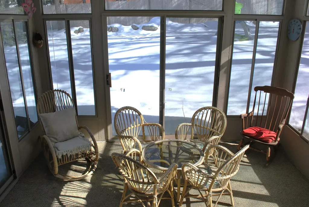 12 Oakdale Avenue Nashua NH 03062