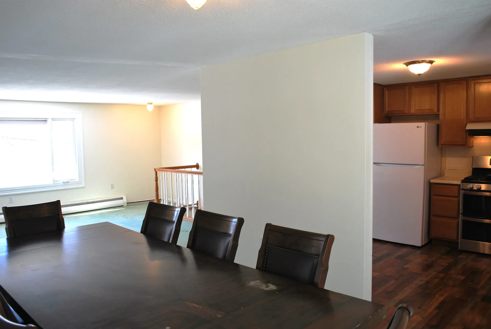 12 Oakdale Avenue Nashua NH 03062