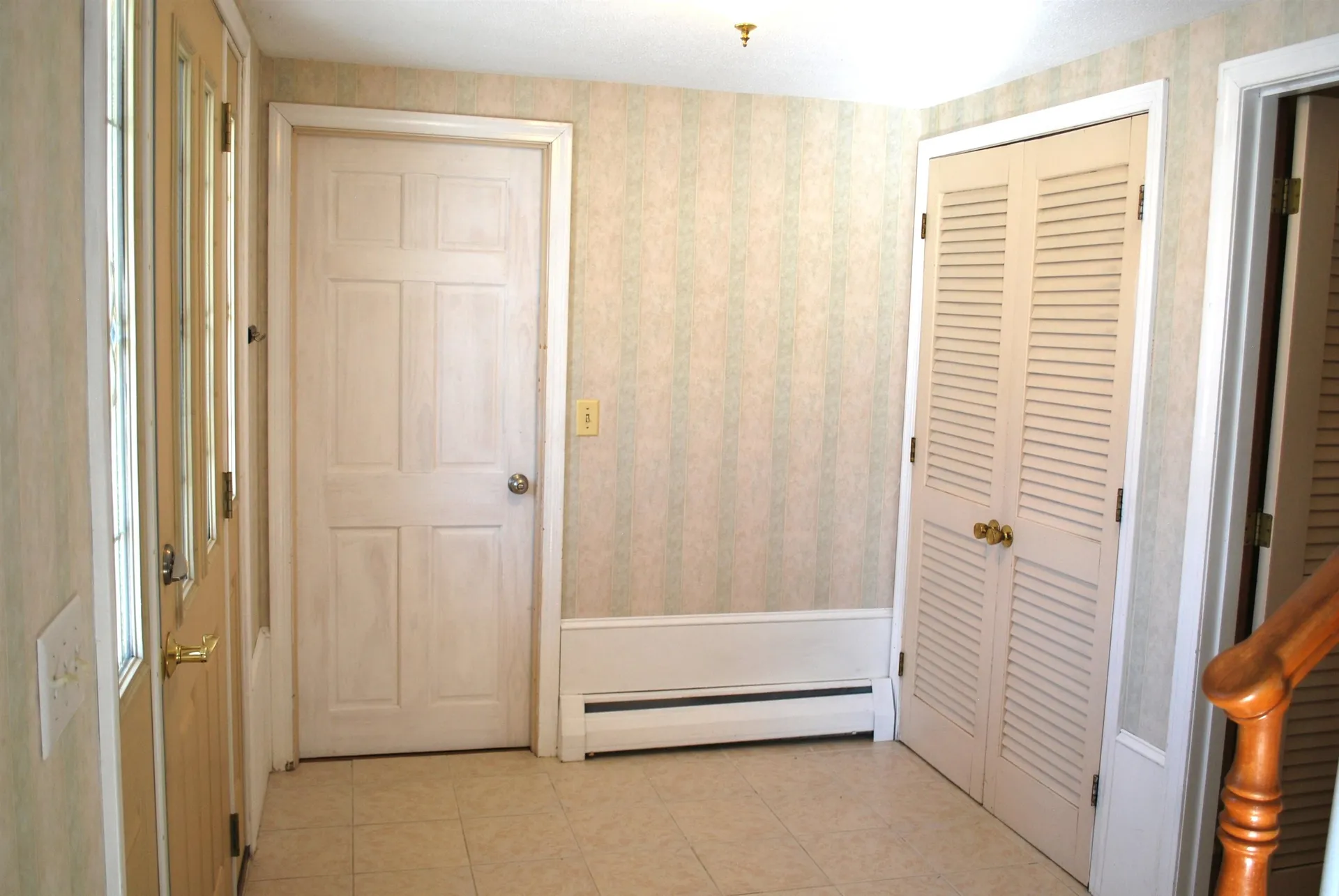 12 Oakdale Avenue Nashua NH 03062