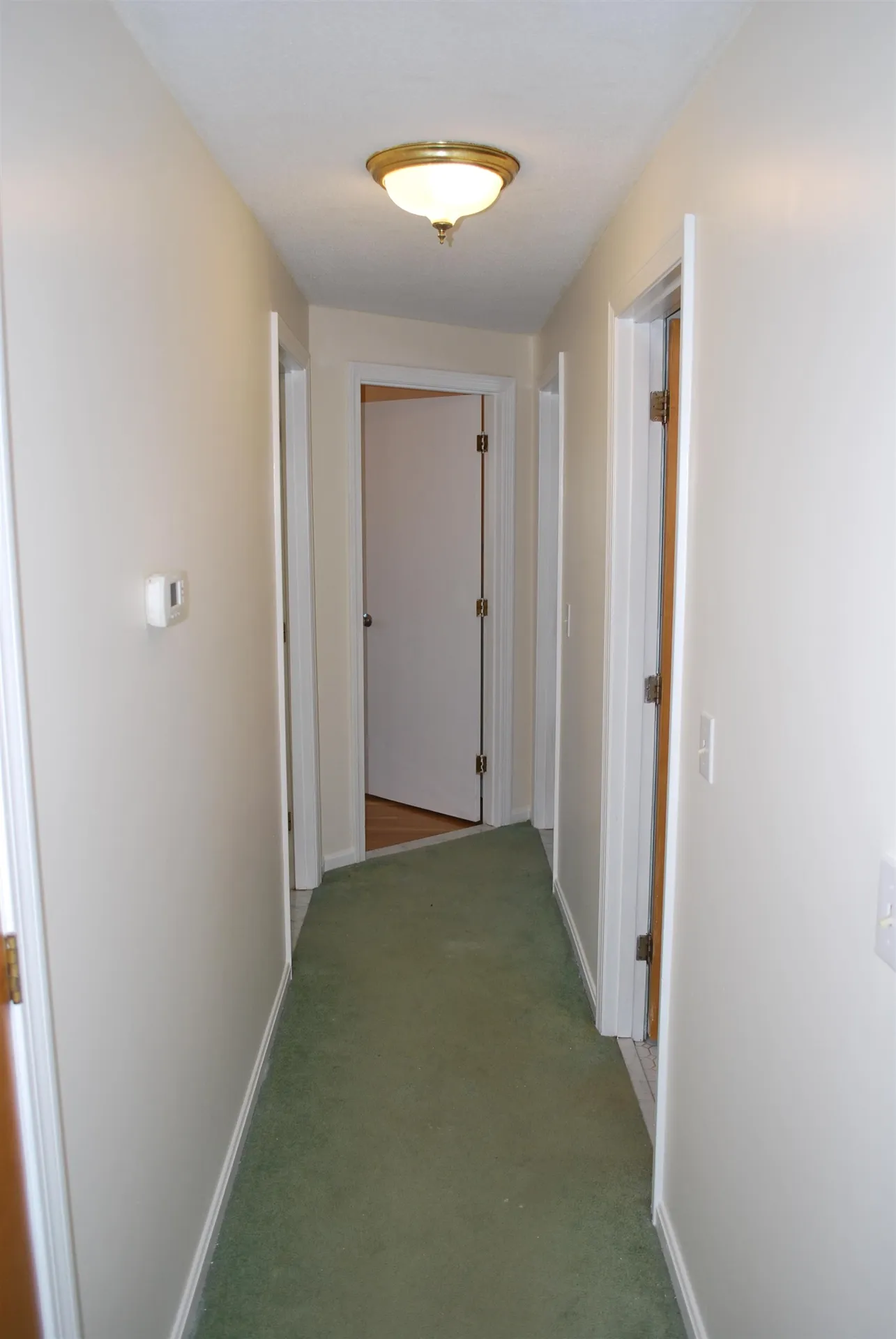 12 Oakdale Avenue Nashua NH 03062