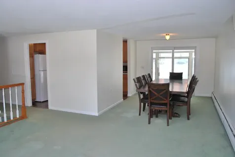 12 Oakdale Avenue Nashua NH 03062