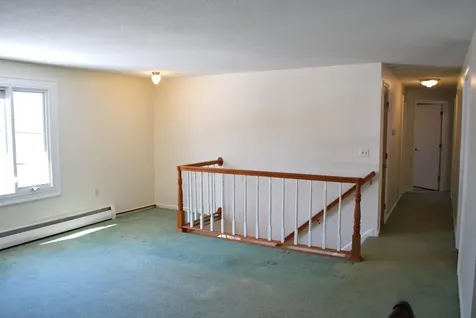 12 Oakdale Avenue Nashua NH 03062