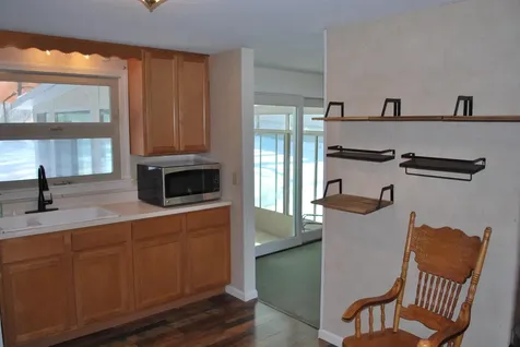 12 Oakdale Avenue Nashua NH 03062