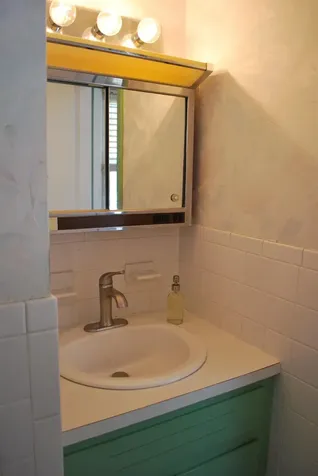 12 Oakdale Avenue Nashua NH 03062