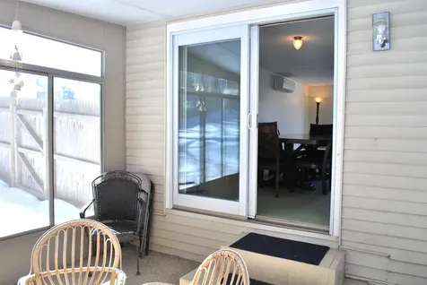 12 Oakdale Avenue Nashua NH 03062