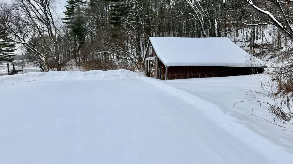 806 Vt Route 15 W Johnson VT 05656