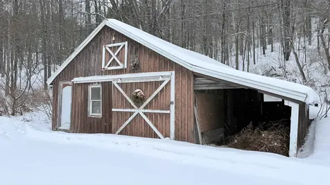 806 Vt Route 15 W Johnson VT 05656