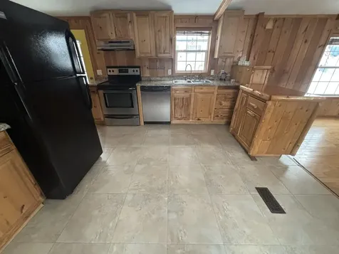 120 Estate Drive Barrington NH 03825