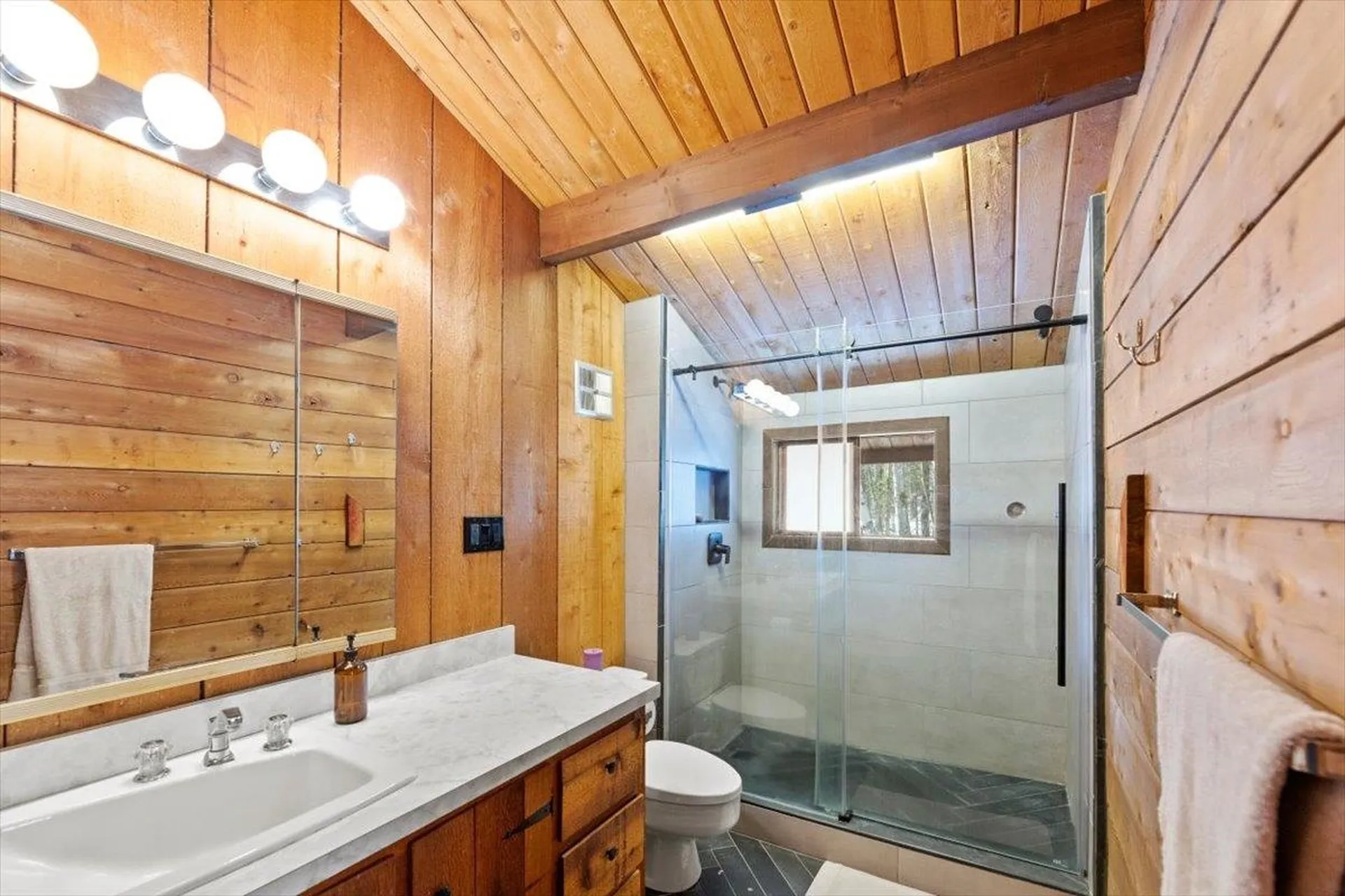 33 Strattonwald Road Winhall VT 05340