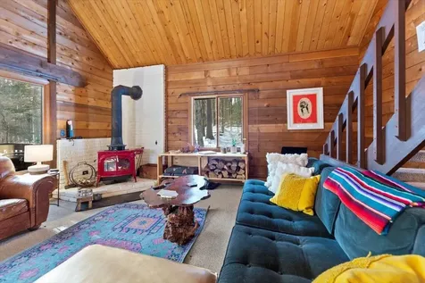 33 Strattonwald Road Winhall VT 05340