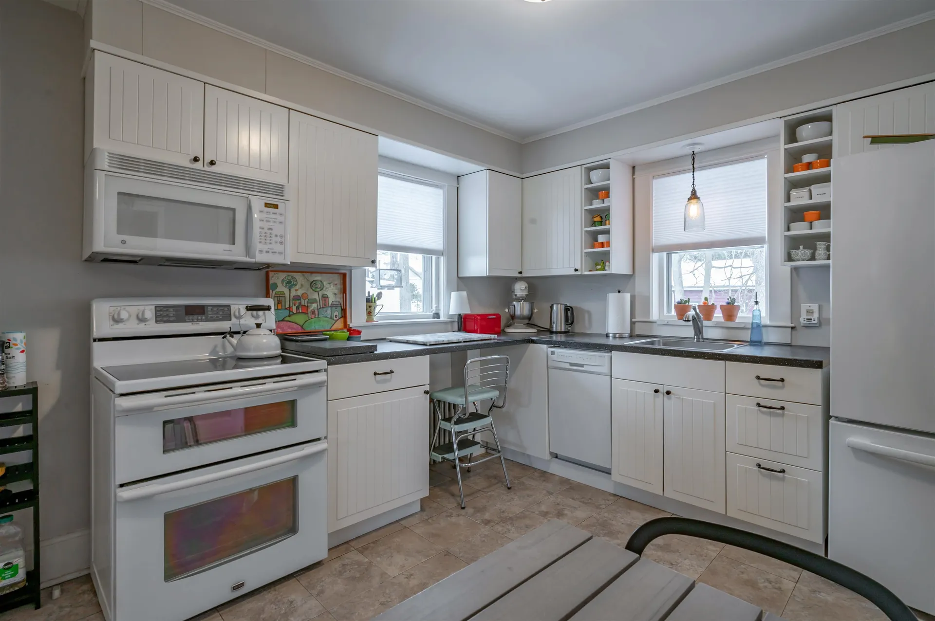 11 Pine Hill Avenue Nashua NH 03064