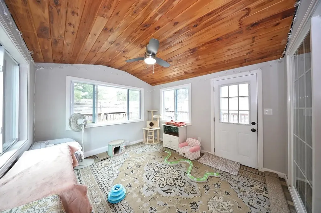 9 Lowell Avenue Dover NH 03820