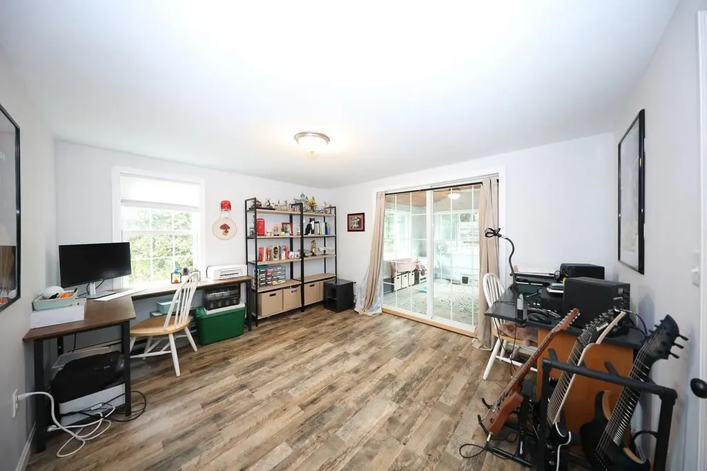 9 Lowell Avenue Dover NH 03820