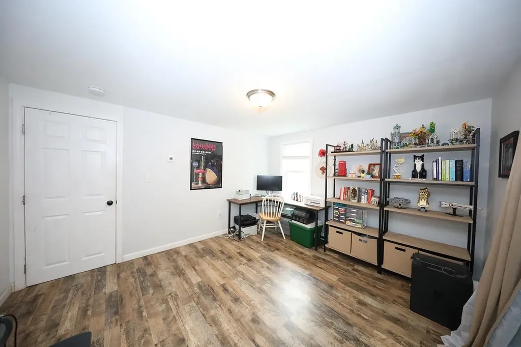 9 Lowell Avenue Dover NH 03820