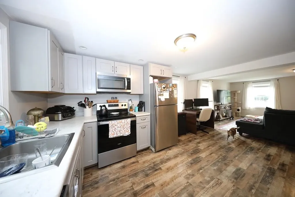 9 Lowell Avenue Dover NH 03820