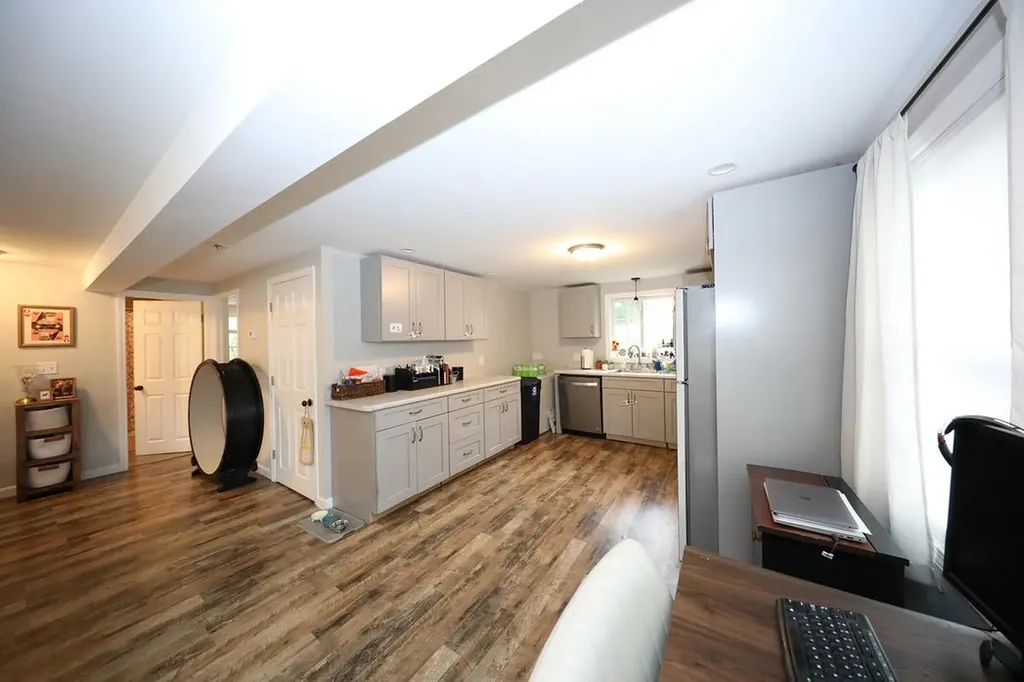 9 Lowell Avenue Dover NH 03820