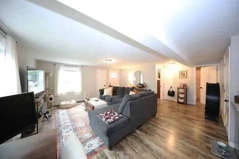 9 Lowell Avenue Dover NH 03820