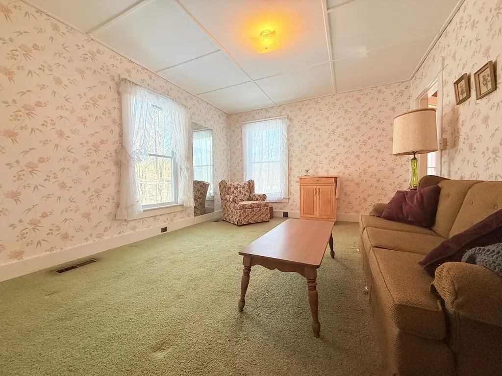 78 Sargent Lane Newport NH 03773