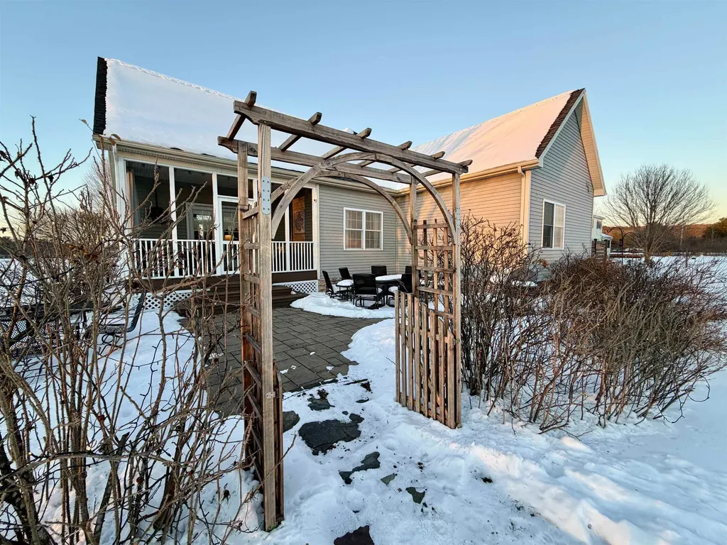 2 Shetland Lane Swanton VT 05488