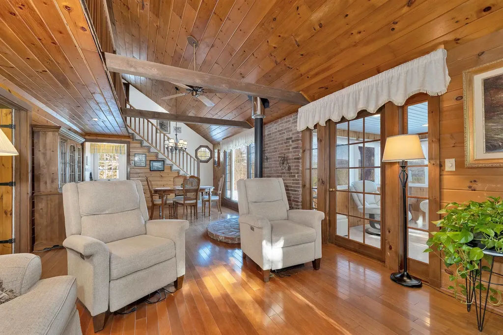 334 Fox Road Madison NH 03849