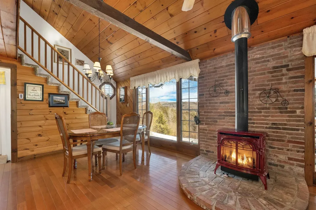 334 Fox Road Madison NH 03849