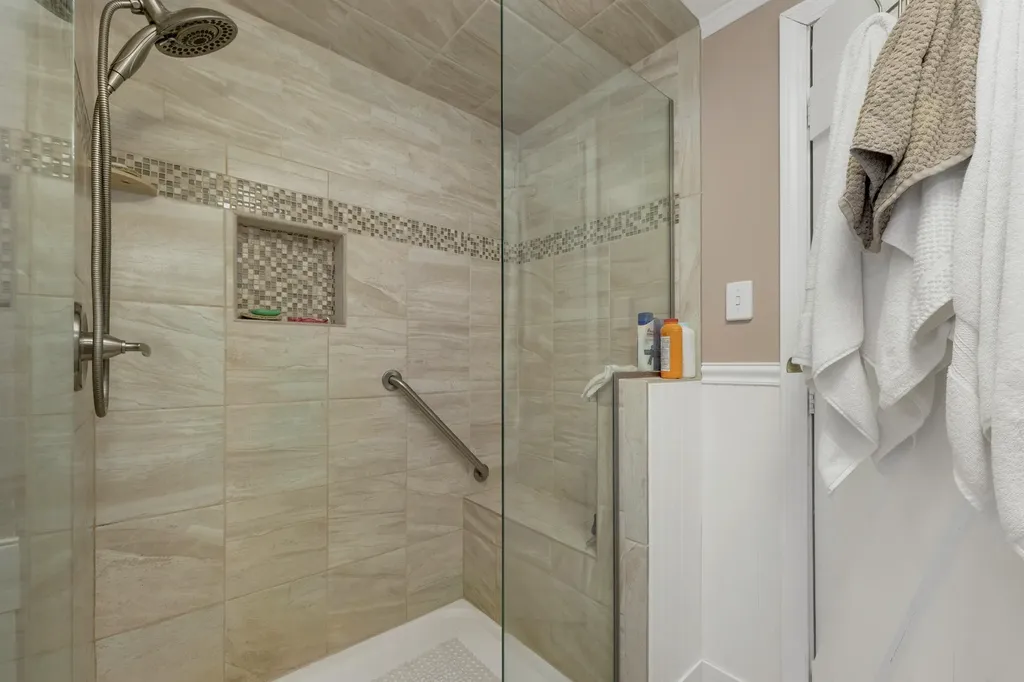 334 Fox Road Madison NH 03849