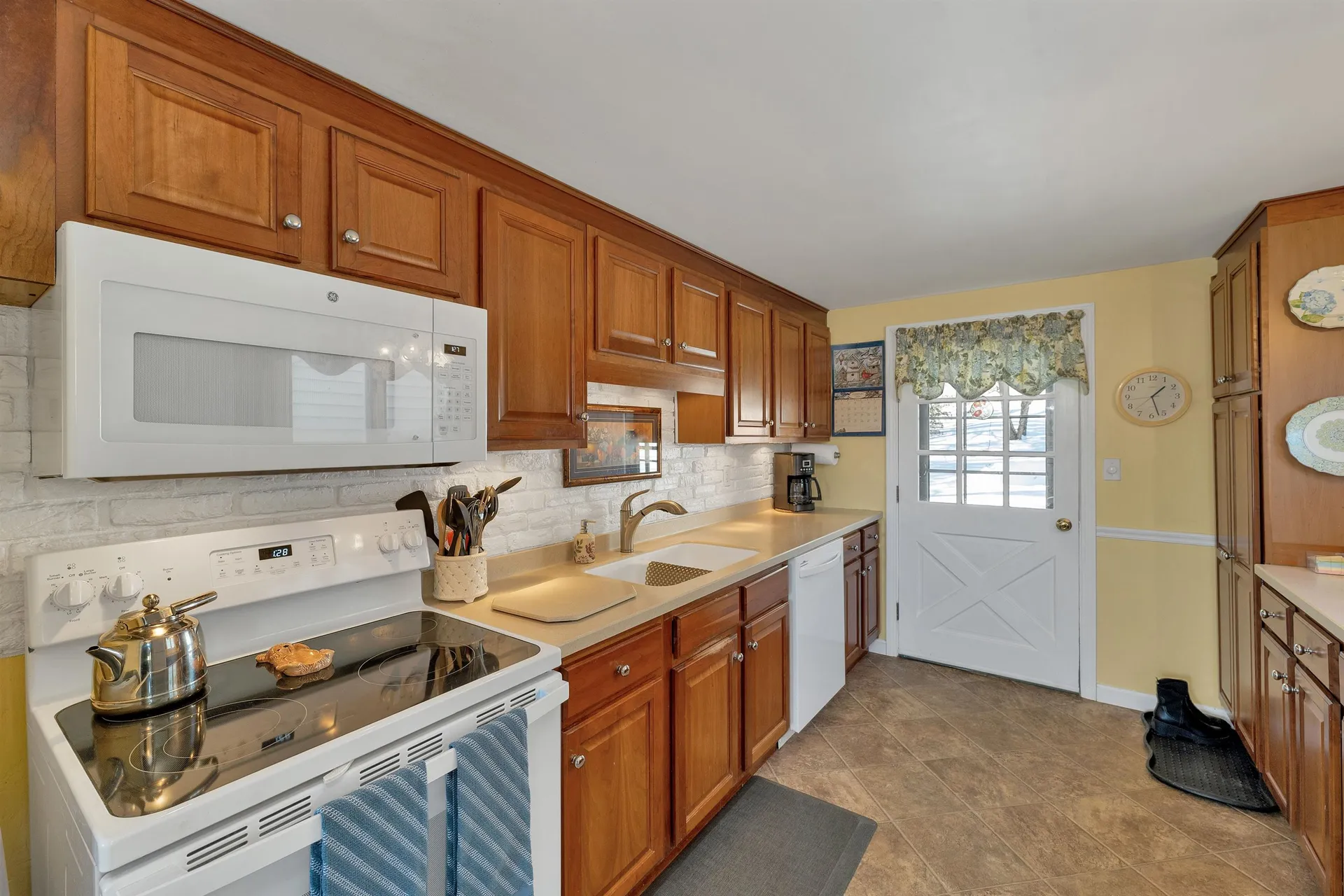 334 Fox Road Madison NH 03849