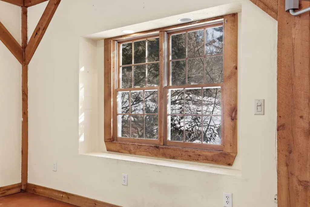 25 Pepperell Road Brookline NH 03033