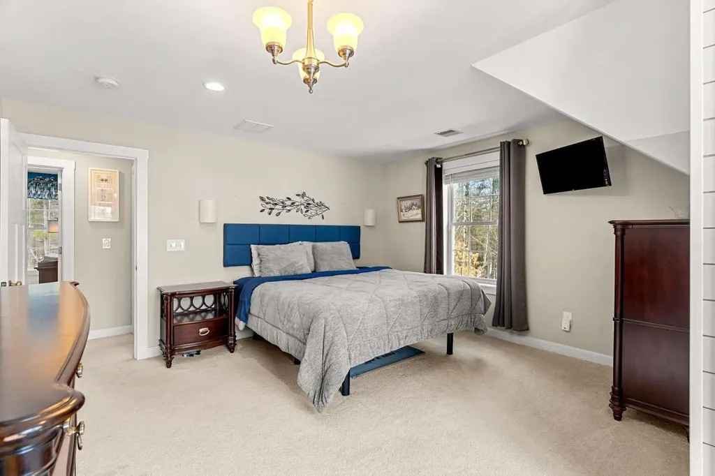 38 Wentworth Street Rollinsford NH 03869