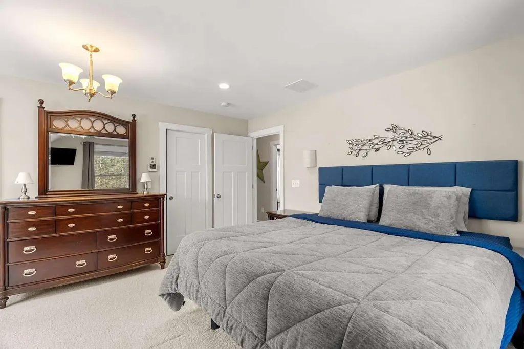 38 Wentworth Street Rollinsford NH 03869