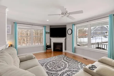 38 Wentworth Street Rollinsford NH 03869