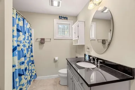 38 Wentworth Street Rollinsford NH 03869