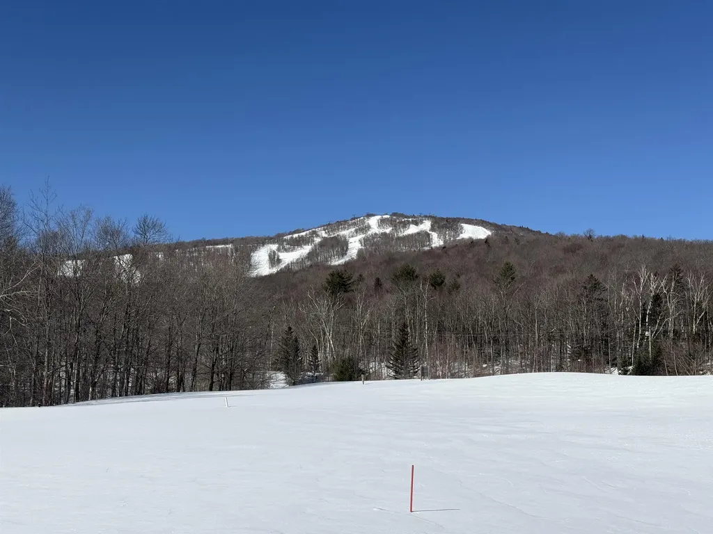 00 Vt Route 11 Peru VT 05152