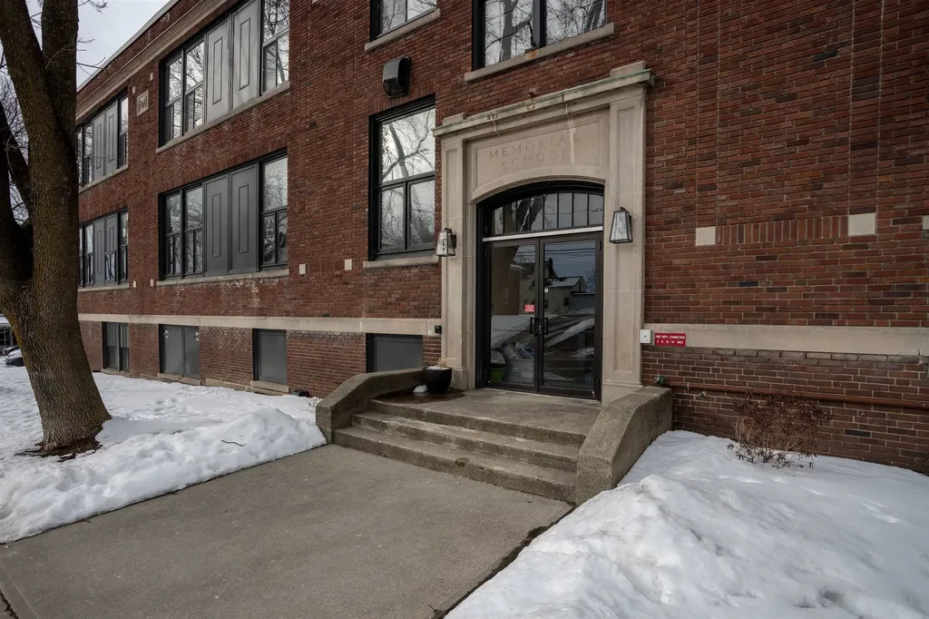 67 Union Street Winooski VT 05404