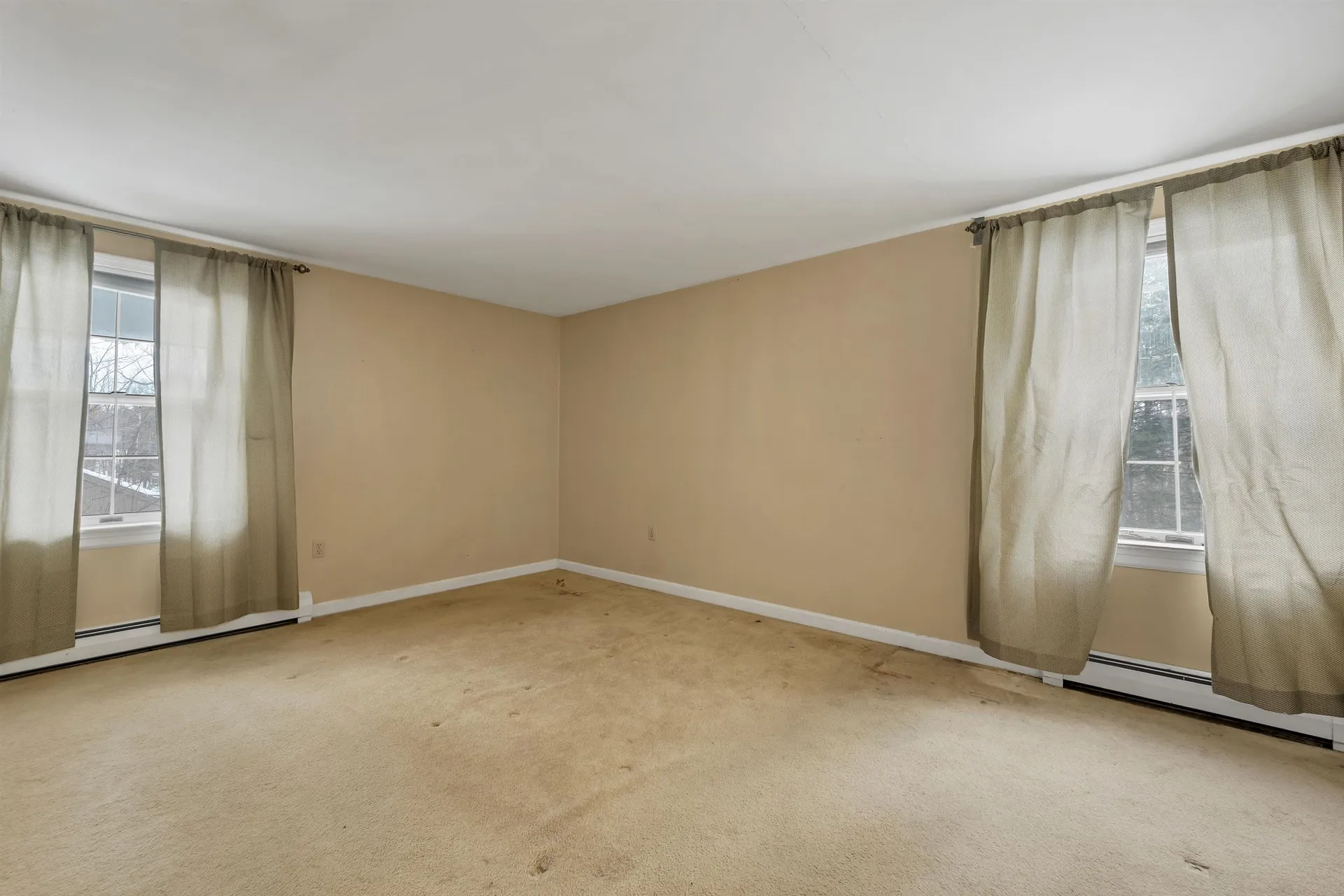 53 Oak Knoll Road Meredith NH 03253