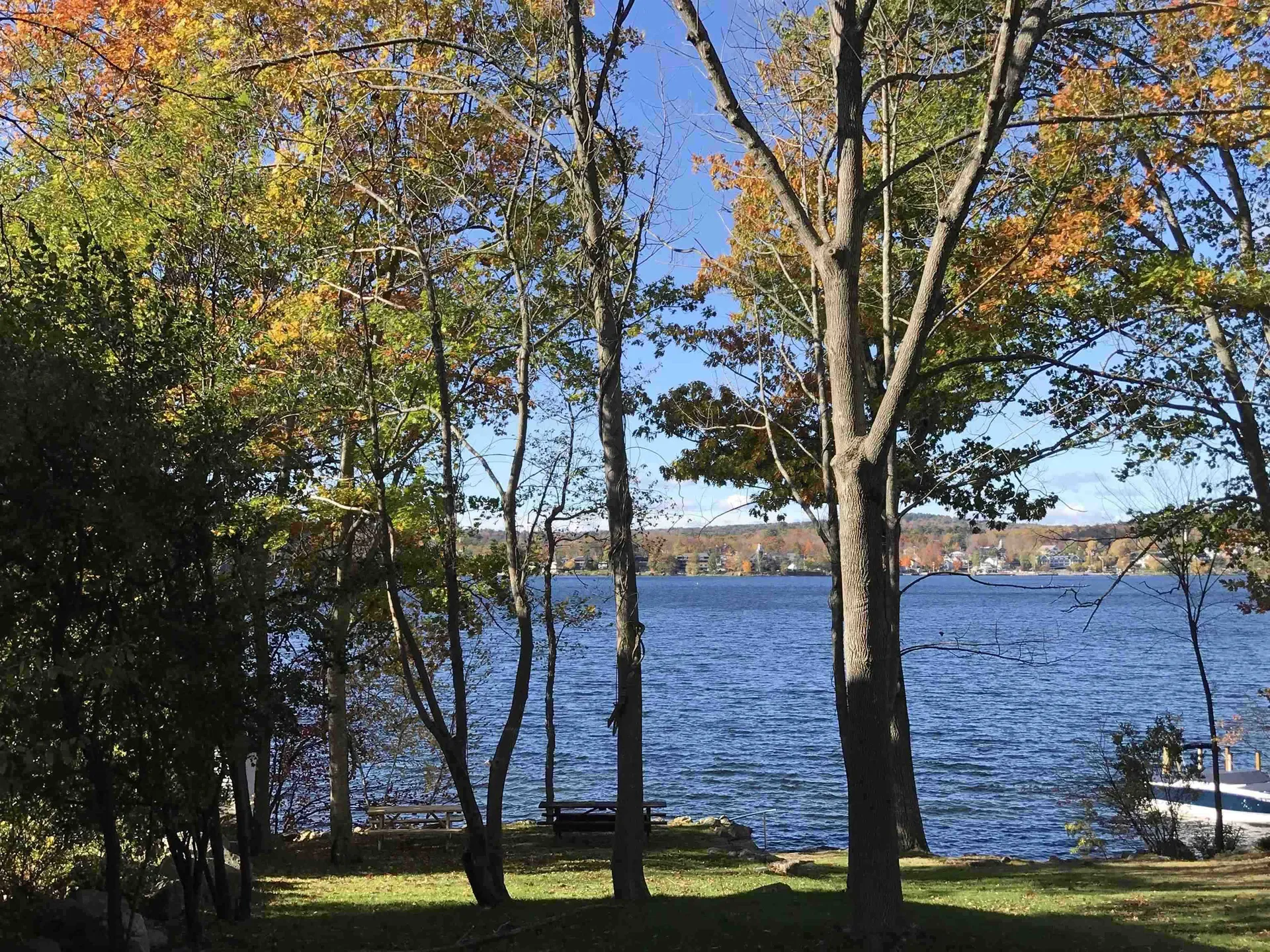 53 Oak Knoll Road Meredith NH 03253