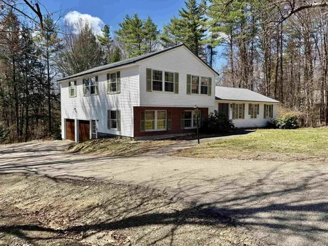 53 Oak Knoll Road Meredith NH 03253