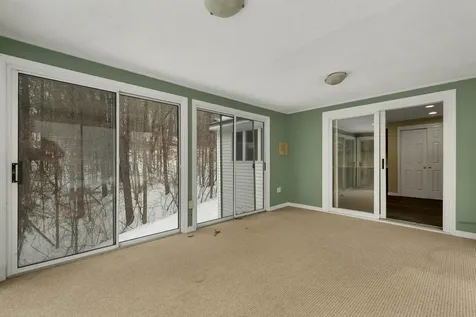 53 Oak Knoll Road Meredith NH 03253