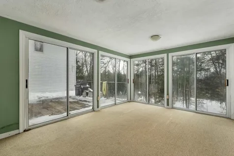 53 Oak Knoll Road Meredith NH 03253