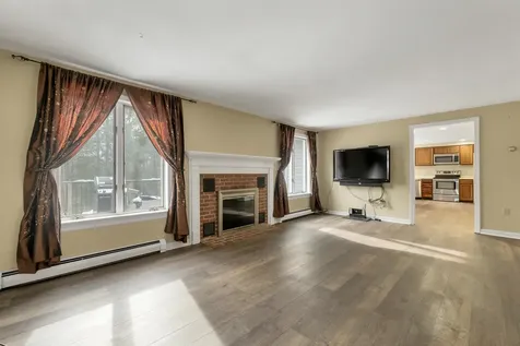 53 Oak Knoll Road Meredith NH 03253