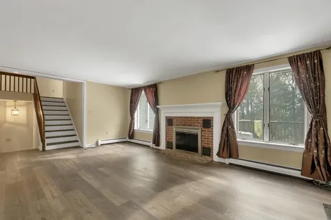 53 Oak Knoll Road Meredith NH 03253