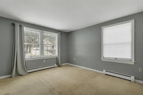 53 Oak Knoll Road Meredith NH 03253