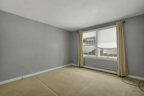 53 Oak Knoll Road Meredith NH 03253