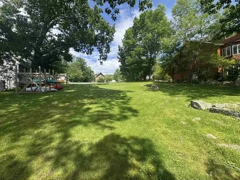 53 Oak Knoll Road Meredith NH 03253