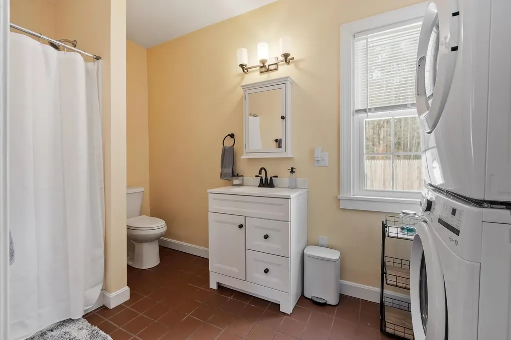 196 South Road Swanzey NH 03446